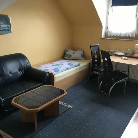 Pensjonat Gaestezimmer Siminciuc Akwizgran